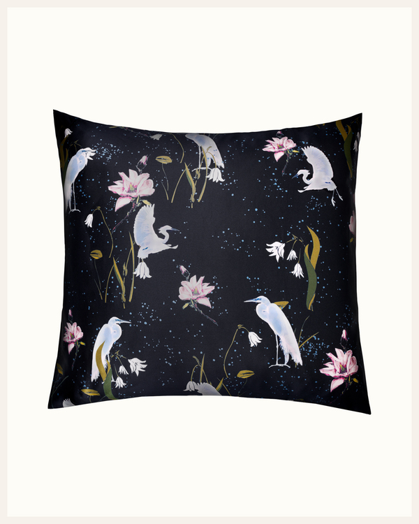 Silk Pillowcase 60x63 cm | Leo Black